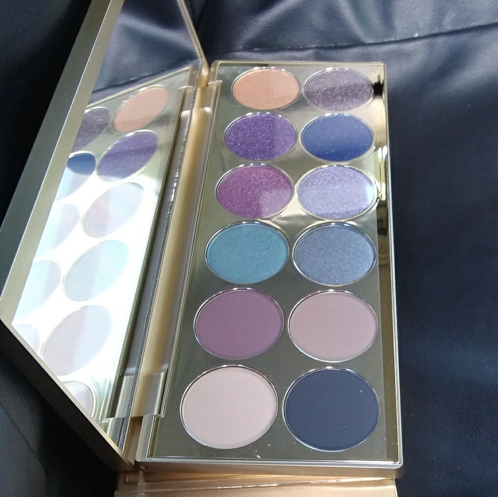 Stila Happy Hour Eye Shadow Palette